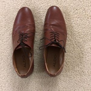 Aldo Mens Dress Shoes - size 9